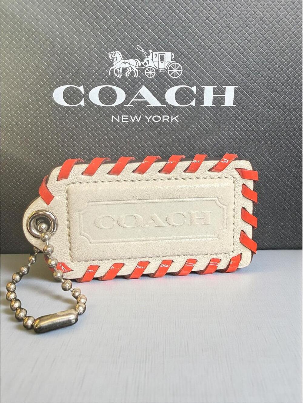 Coach XL Poppy Leather Hangtag with Whipstitch - White (3")
